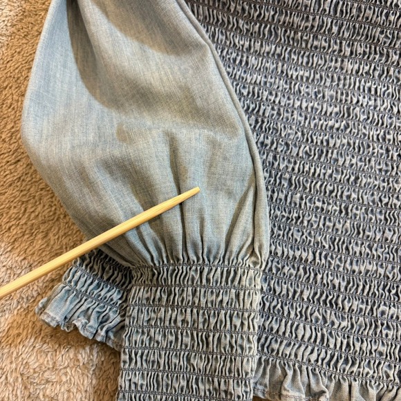 Veronica Beard Chambray Smocked Denim Top Ruffle Neck Puff Sleeve Blouse Women 2 - Picture 15 of 16